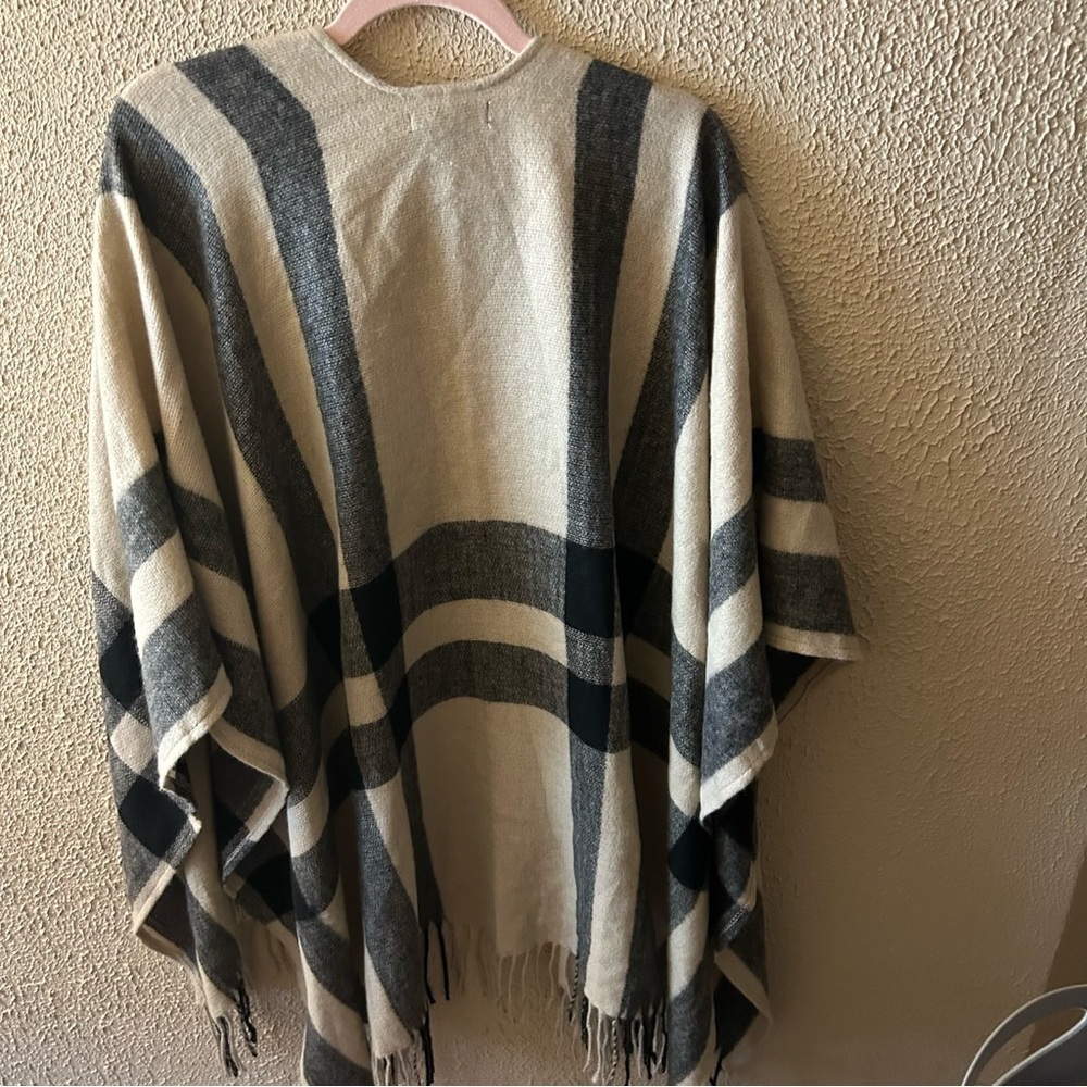 Banana Republic Poncho Wrap Sweater - Picture 2 of 3
